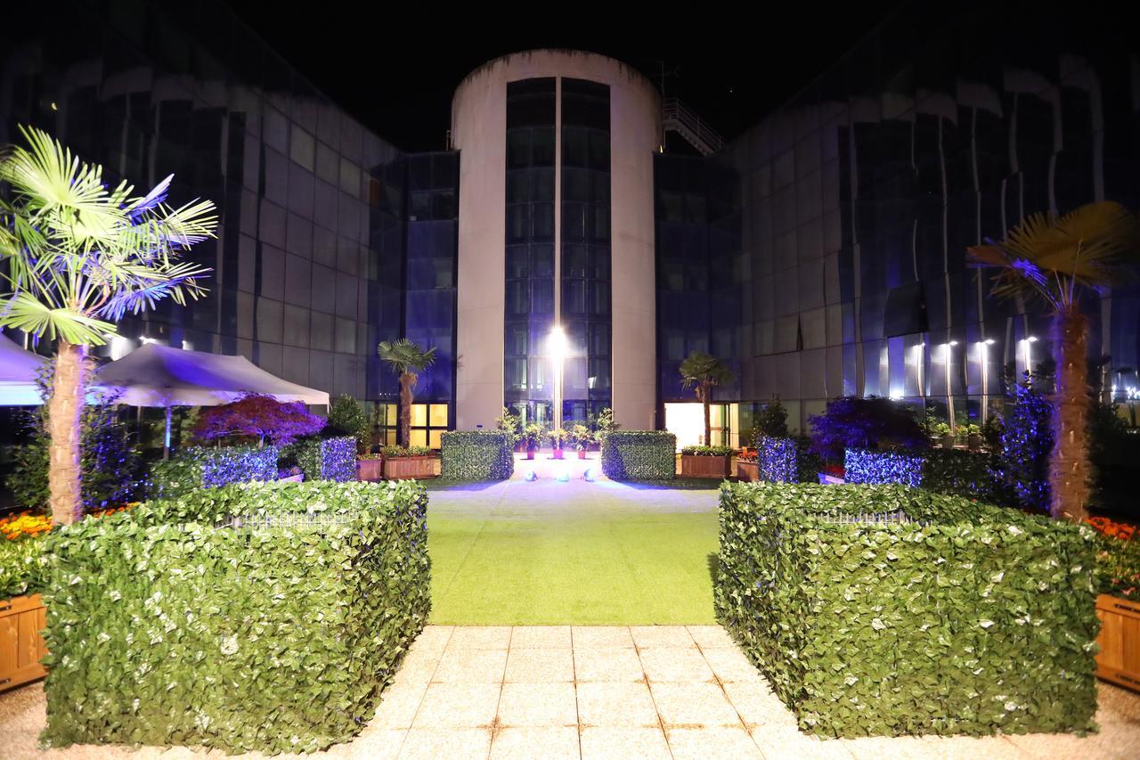 Hotel Nuvola Prato  Bagian luar foto