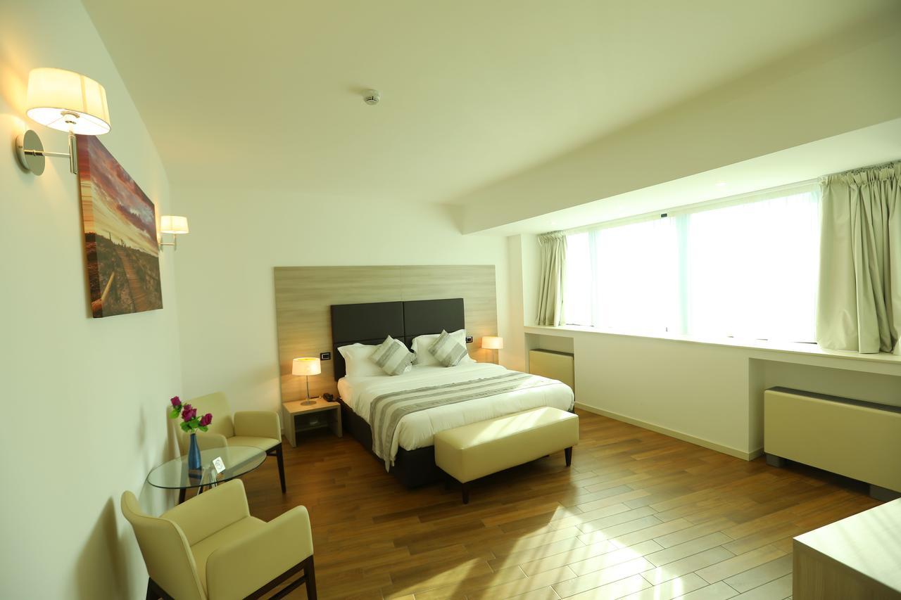 Hotel Nuvola Prato  Bagian luar foto